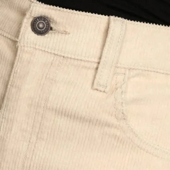 Levi's 70's High Rise Flare Corduroy Jeans Pants - Picture 6 of 16
